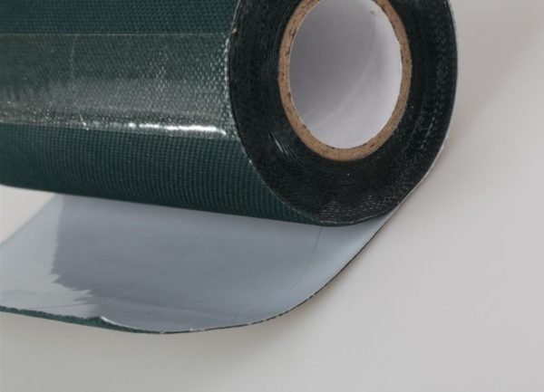 Accessory seaming tape for grass